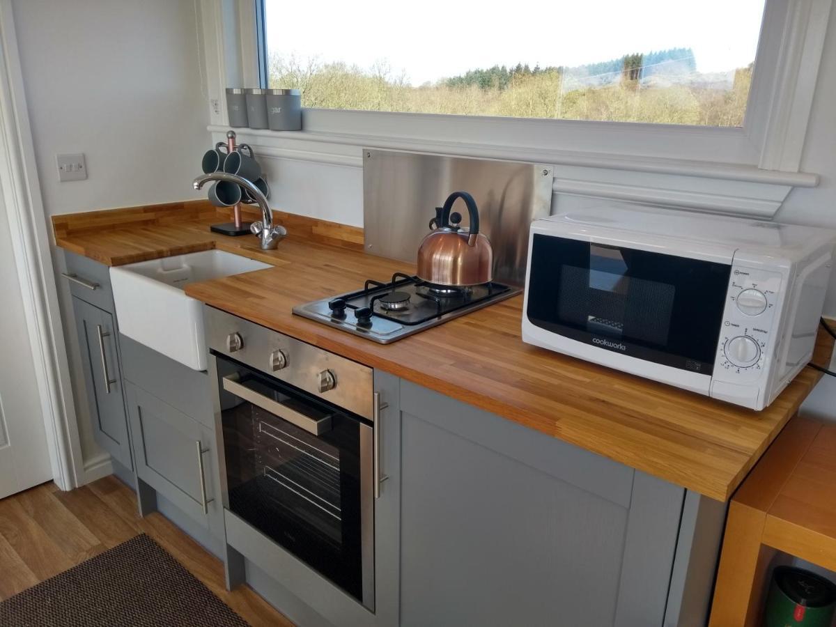 Cleeves Cabins Arran Luxury Lodge With Hot Tub Dalry  エクステリア 写真