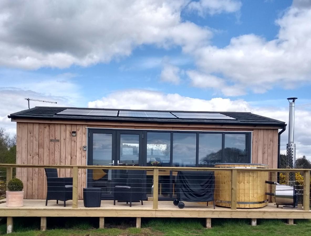 Cleeves Cabins Arran Luxury Lodge With Hot Tub Dalry  エクステリア 写真