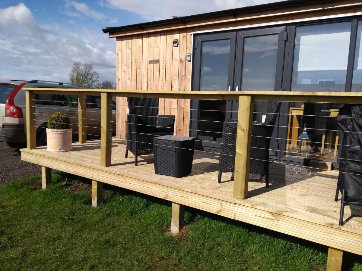 Cleeves Cabins Arran Luxury Lodge With Hot Tub Dalry  エクステリア 写真